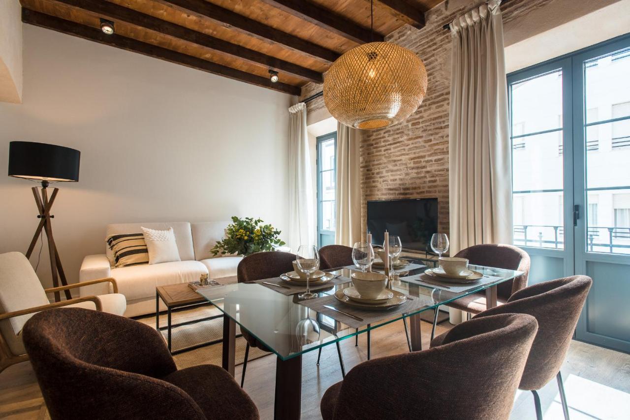 La Silleria De Triana By Magno Apartments Σεβίλλη Εξωτερικό φωτογραφία